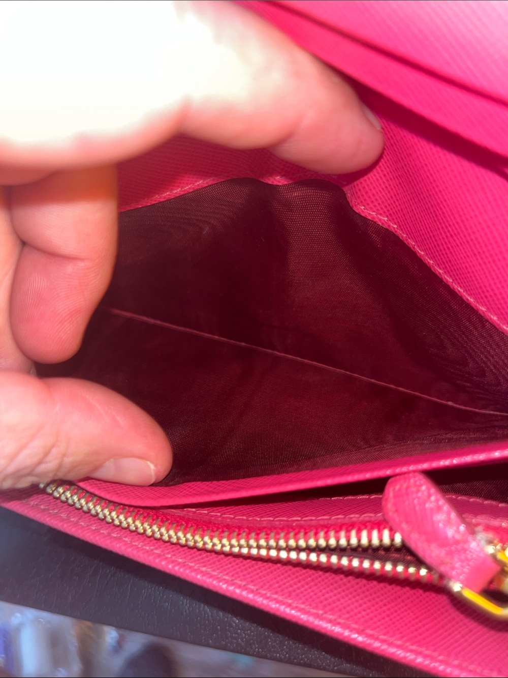 Prada Fuchsia Saffiano Leather Bow Continental Wallet Good Condition - Picture 7 of 13
